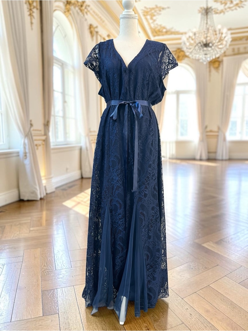 Navy Blue Lace V-Neck Maxi Evening Gown Dress with Satin Waist Tie 22/24